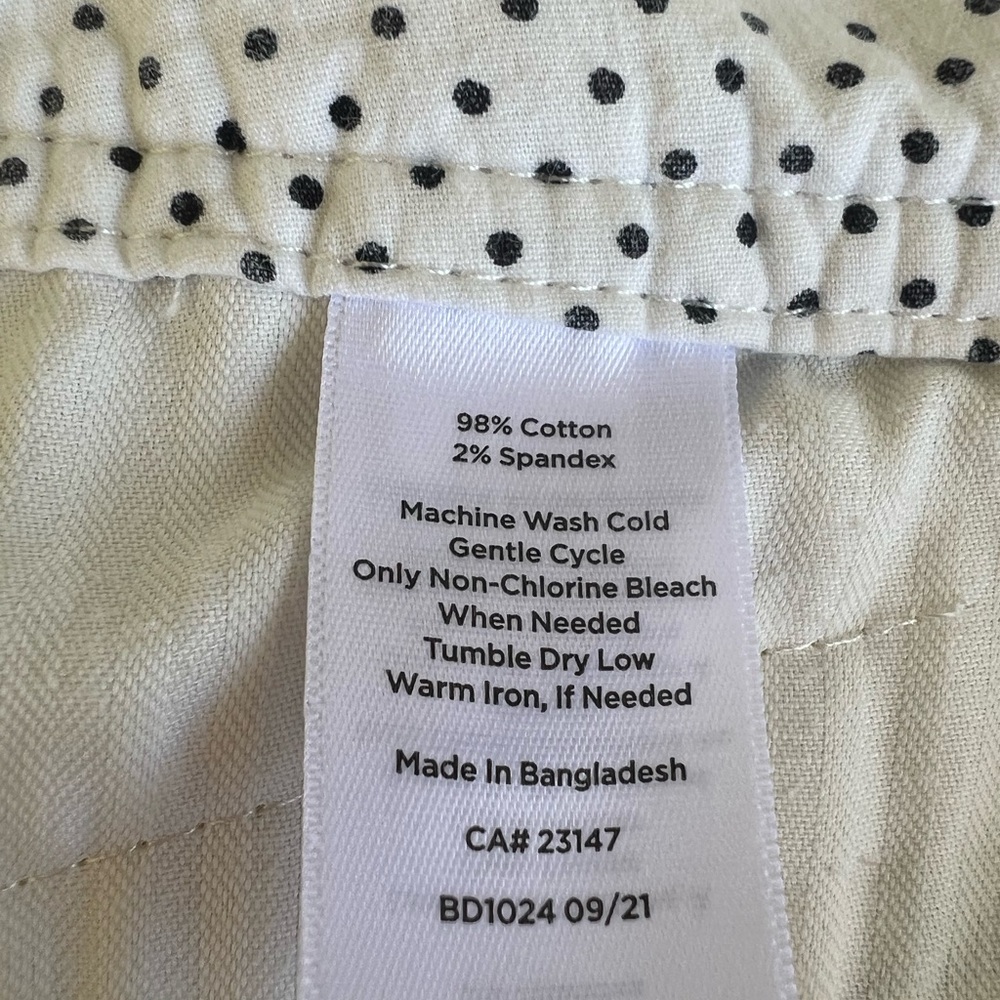 TALBOTS Perfect Shorts Lemon Blossom Sz 20W Bermuda Pockets Cotton Blend Stretch - Picture 12 of 15